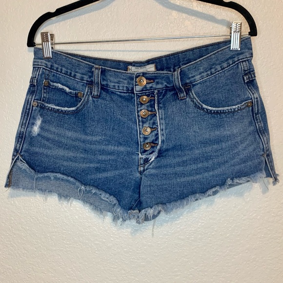 Free People Jillian Runaway Cutoff Button Fly Jean Shorts Distressed Size 27 - Picture 1 of 8